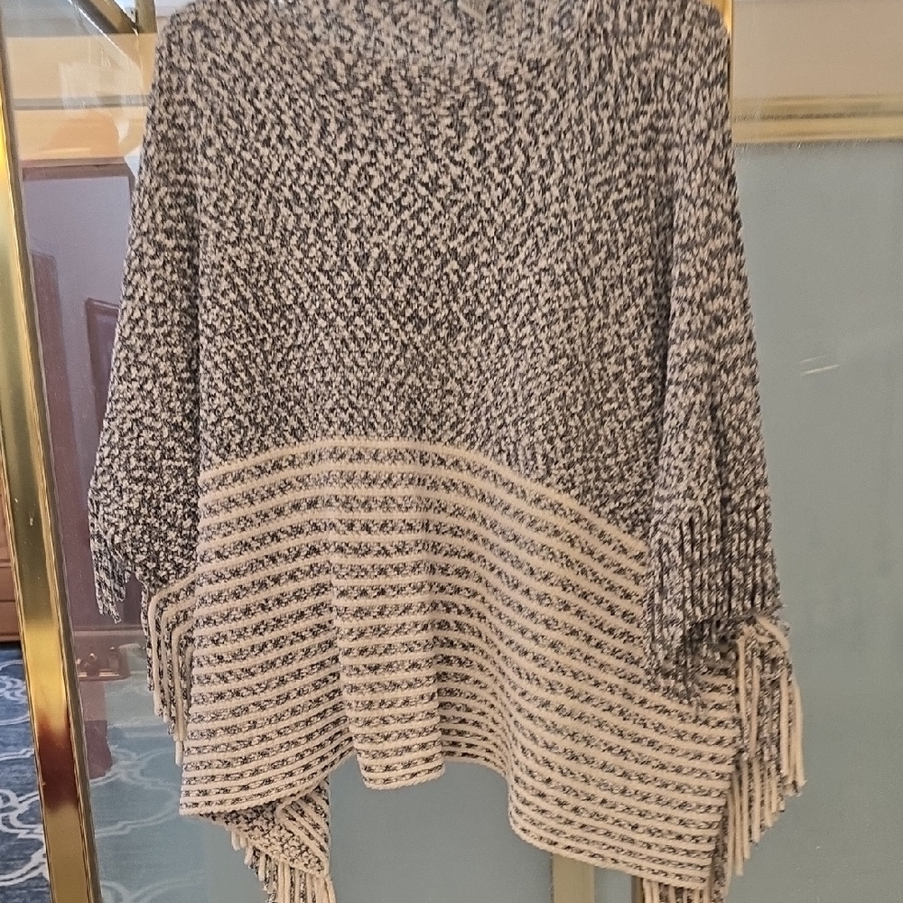 Nostalgia Gray and White Knit Poncho Sweater